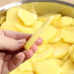 Мусака на која никој не може да одолее: Ќе уживате во секој залак, идеја за совршен ручек за целото семејство