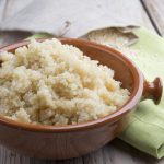 6 најдобри намирници кои ги чистат цревата: Надуеноста и гасовите исчезнуваат, а стомакот станува рамен