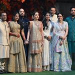 15 најскапи свадбени подароци што ги добиле Анант Амбани и Радика: Дури и богатите Индијанци остануваат без зборови