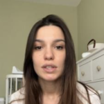 Ана подготвувала сарма за Свети Никола, а потоа почувствувала силна болка во стомакот: Се породила на денот на славата на бебето му се брзало!