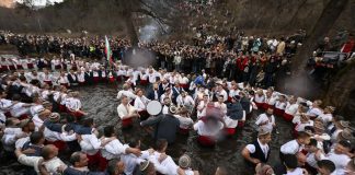 Пред нас се 3 големи празници – Богојавление, Водокрст и Свети Јован: Овие обичаи се строги и не треба да се прекршуваат