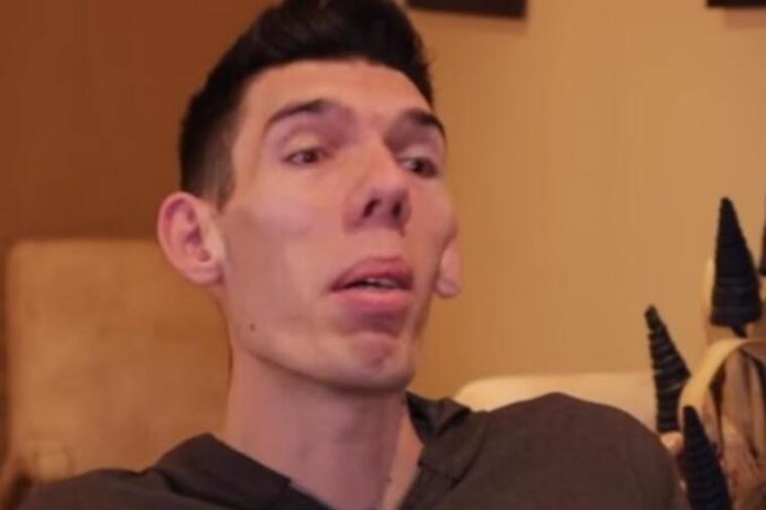 360380_20240724-16-09-45prakticna-zena--dejan-micic--najvisi-covek-u-srbiji--youtube_ls