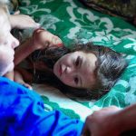 Карина се оттргна од раката на својот татко и 12 дена шеташе сама во шумата: Кога полицијата ја пронашла, била изненадена од глетката