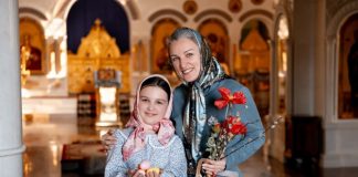 Секоја жена треба да го внесе овој цвет во куќата на Благовештение: Создаден е како последен подарок на Исус за мајката, ќе донесе среќа и благосостојба