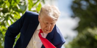 Трамп: Знам што правам кога воведувам царини, Цел свет молат за договор!